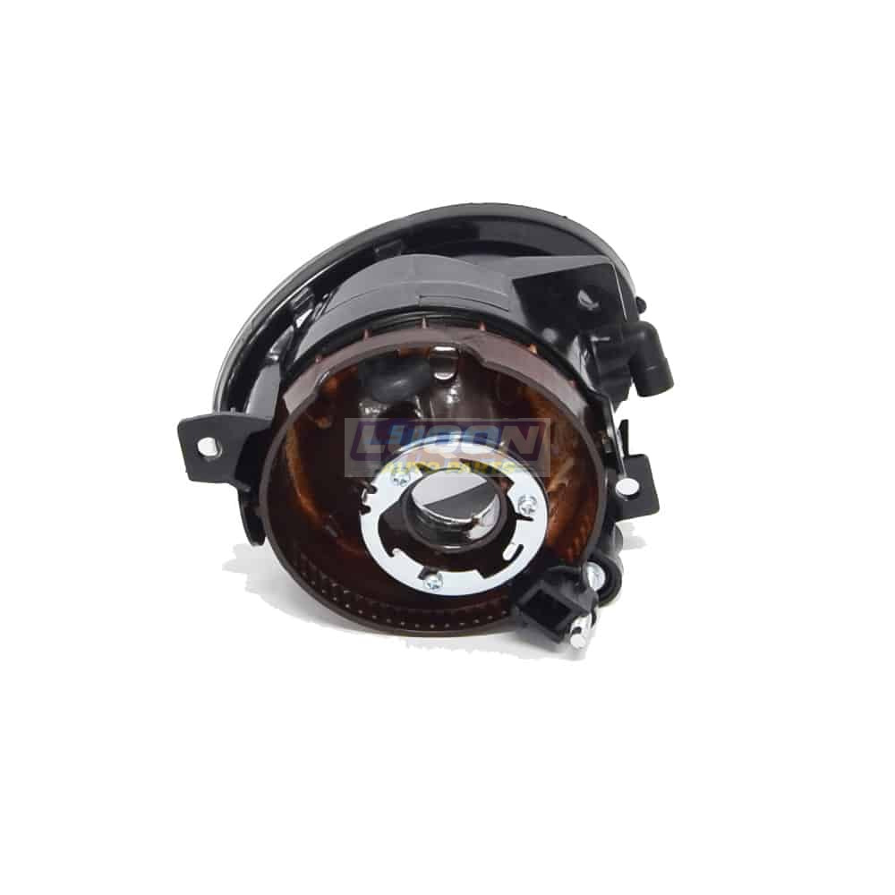 VW Amarok Fog Light Oval Left 10-17