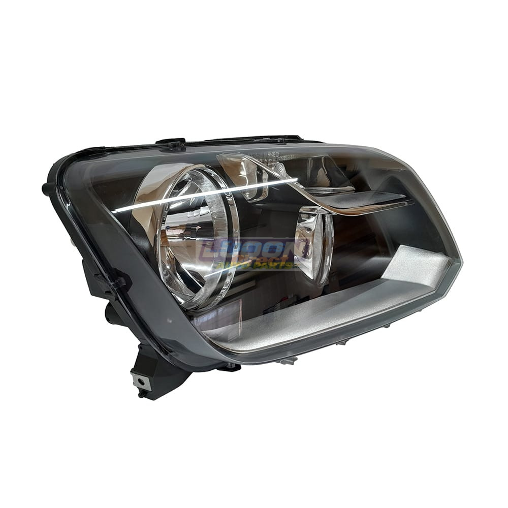 VW Amarok Headlight Manual Right (5-pin) 10-17